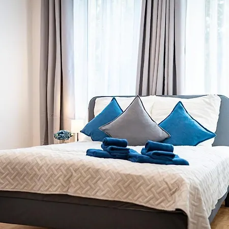 Stylish 1-room Apartment *